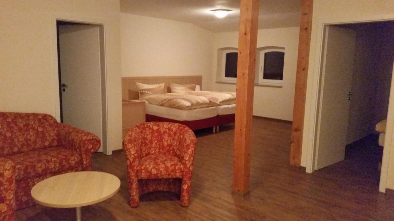 Landhotel Kreien Exterior photo